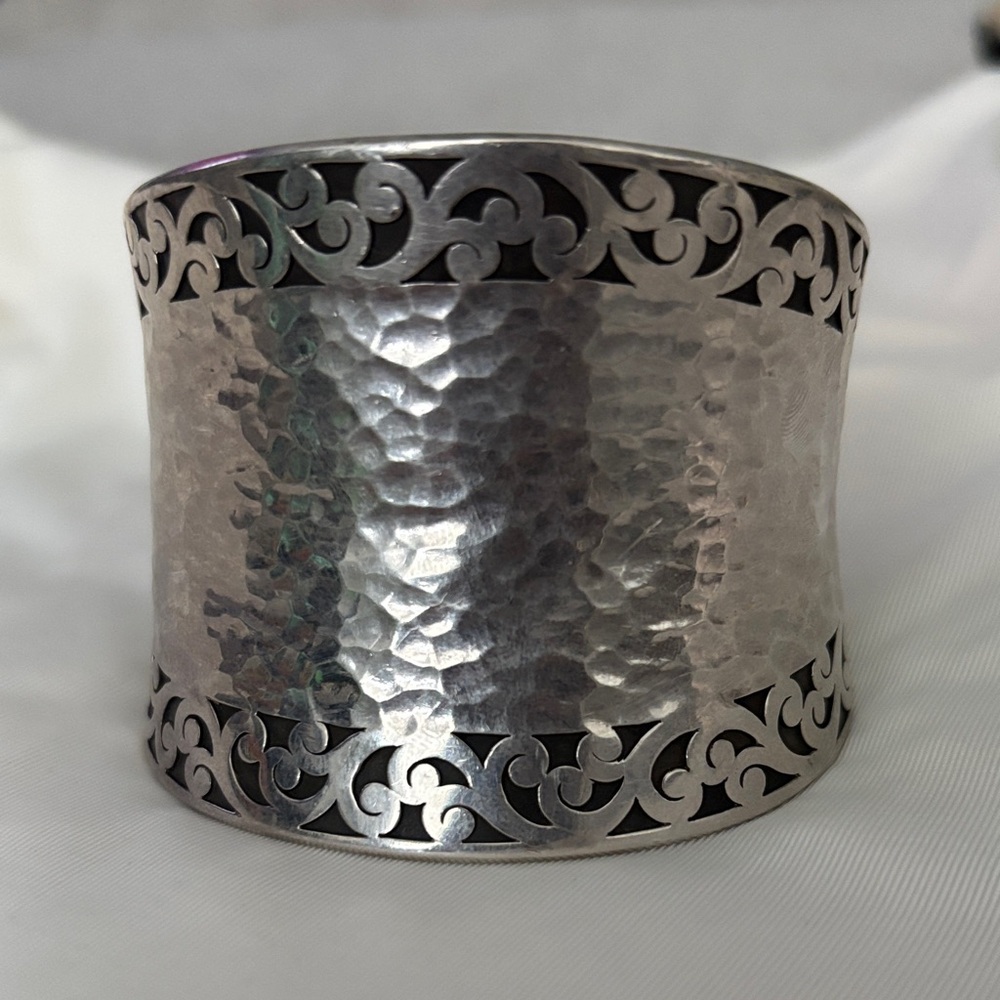 Lois Hill 925 silver cuff